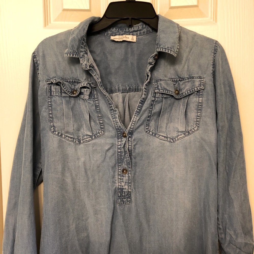 Abercrombie and Fitch Denim dress size small